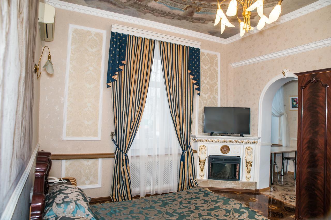 BRISTOL-CENTRAL HOTEL ТАГАНРОГ 2* (Россия) - от 3631 RUB | NOCHI